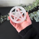 Bergkrystall Pentagram på Metallstativ - Klarhet & Forsterkning thumbnail