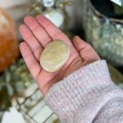 Hvit Månestein Håndstein #1 thumbnail