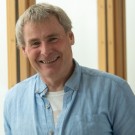 Six Black Candles av Des Dillon thumbnail