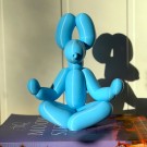 Yoga Ballonghund - Sittende Blå Zenfigur thumbnail