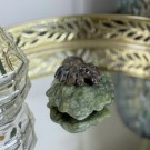 Edderkopp på blad - Fruit Jasper & Serpentin #1 thumbnail