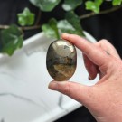 Golden Healer & Pyritt Håndstein #19 thumbnail