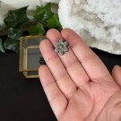 Silver Sheen Obsidian Mini Snøfnugg thumbnail