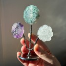 Krystallblomster på stand - Mose Agat, Lilla Fluoritt & Bergkrystall thumbnail