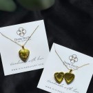 Divine Dulcet ~ Chérie (18K Hjerte Medaljonghalskjede + Vel Unt hjerte) thumbnail