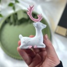 Snøfnugg Hjort Liggende - Rosa thumbnail