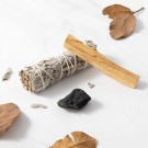 Ritualsett for Renselse & Beskyttelse - Hvit Salvie, Palo Santo & Svart Turmalin thumbnail
