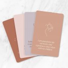 Motherhood Affirmasjonskort ~ 60 påminnelser til mammahjertet (Pocket Size) thumbnail