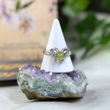 Peridot Justerbar Sommerfugl Ring *KUN 1 AV DENNE*