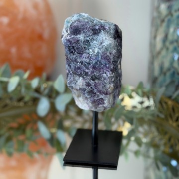 Regnbue Fluoritt Råstein På Stativ