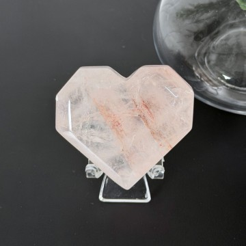 Flammekvarts Hjerte #2 - Indre Ild i Fasettslipt Form