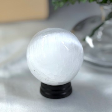 Selenitt Kule #1 (Satin Spar) - 5,1cm