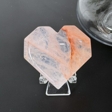 Flammekvarts Hjerte #4 - Indre Ild i Fasettslipt Form
