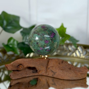 Rubin i Zoisitt Kule