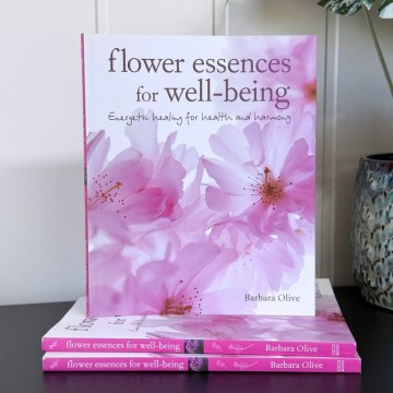 Flower Essences For Well-Being - Blomsteressenser for balanse, ro og harmoni