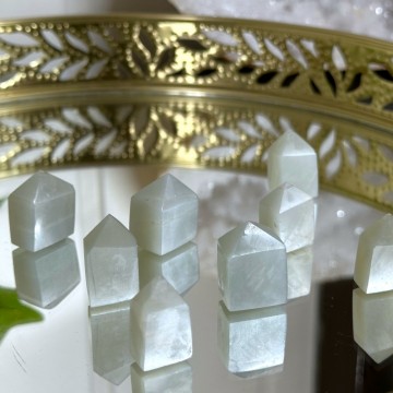 Høy kvalitet Grønn Månestein miniatyr tårn (Garnieritt) - VELG STRØRRELSE