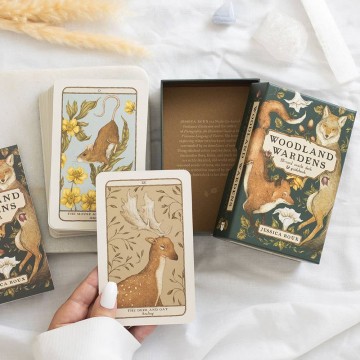 Woodland Wardens - Orakelkort & Guidebok av Jessica Roux