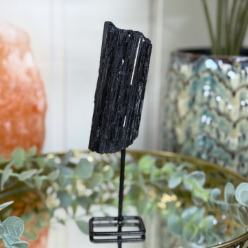 Svart Turmalin på stativ #1