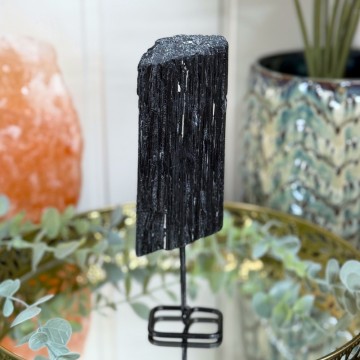 Svart Turmalin på stativ #2