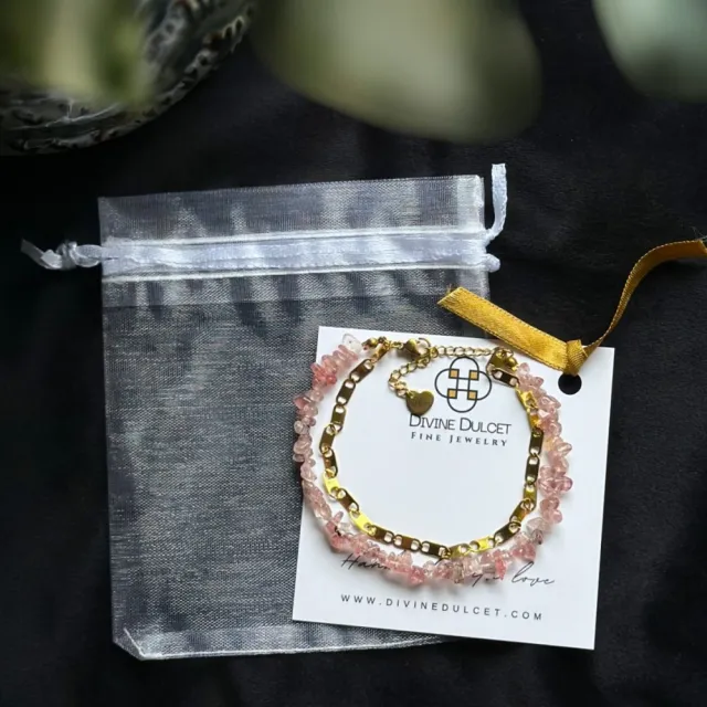 Divine Dulcet ~ Waikiki (Jordbærkvarts & 24K Dobbeltlags Armbånd + Vel Unt hjerte)